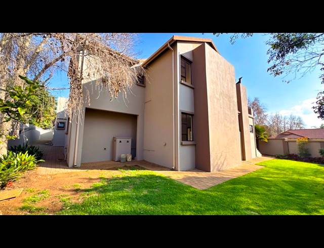 4 BEDROOM HOUSE FOR SALE IN MIDLANDS ESTATE